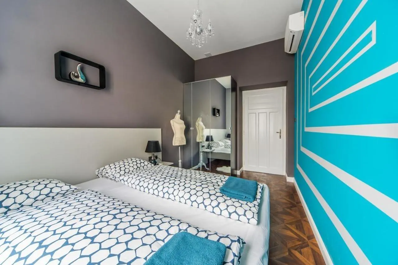 A43 Apartment Budapeste 0*,
